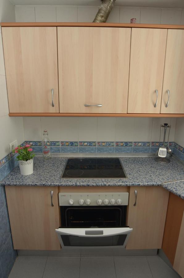 Habitacion Grande Con Terraza Privada, Malaga Centro Luaran gambar